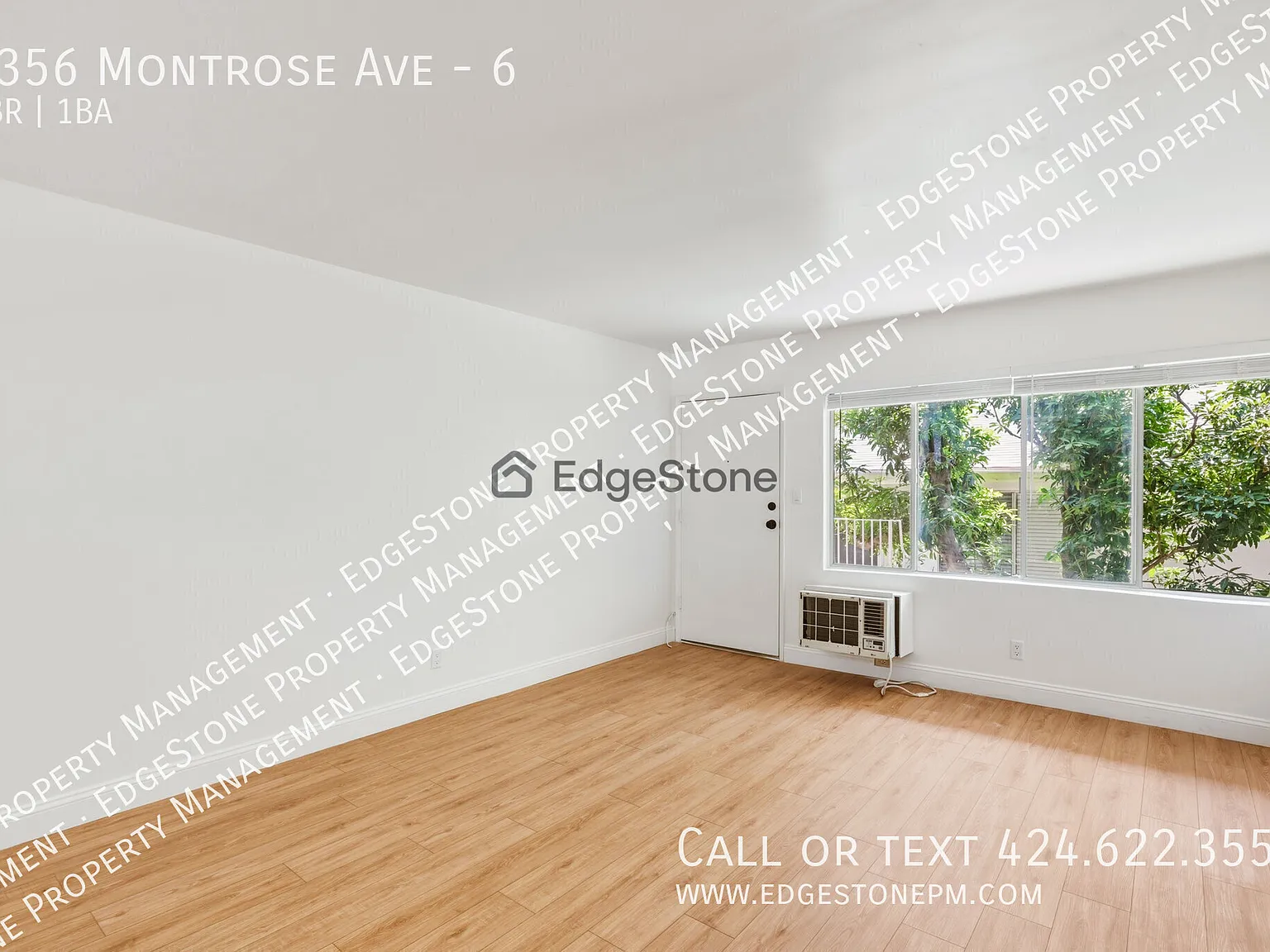 1 Bed 1 Bath in the Montrose Area — Photo 2