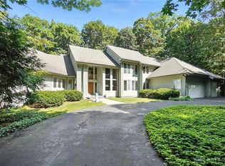 1359 Soaring Heights Dr, Dayton, OH 45440