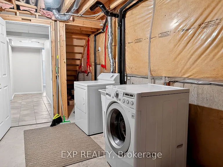 600 Winterberry Ave — Photo 21