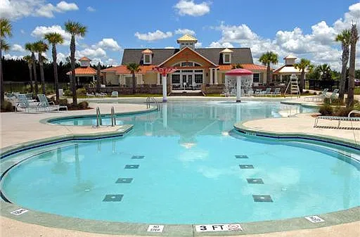 4 bed, 2.5 bath, 2854 sqft, $2,500 — Photo 3
