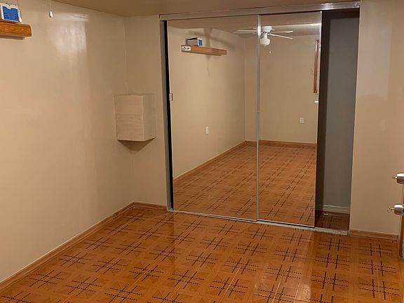 3rd image of 1058 Olympia Blvd