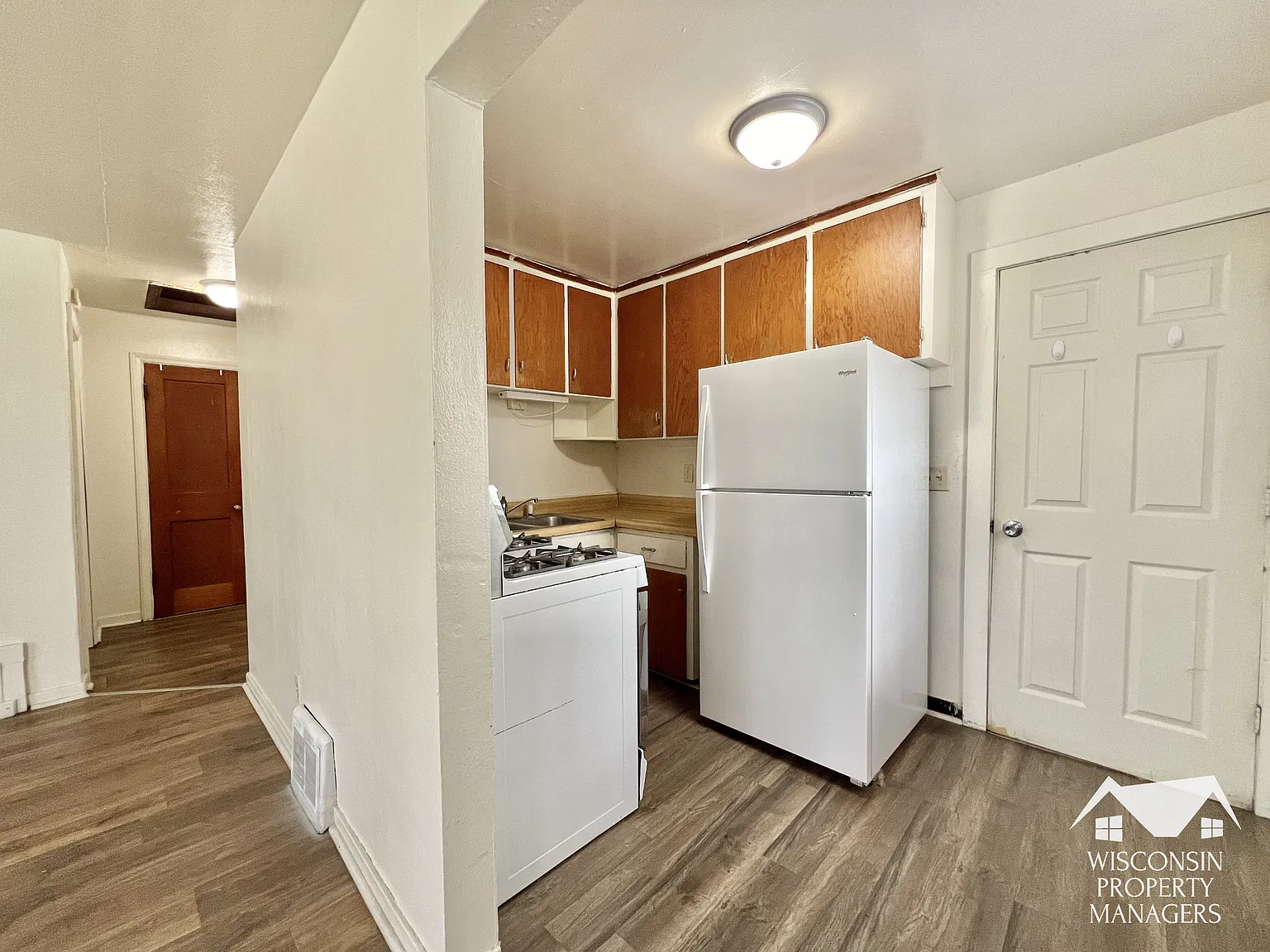 924 Copeland Avenue - 1 — Photo 2