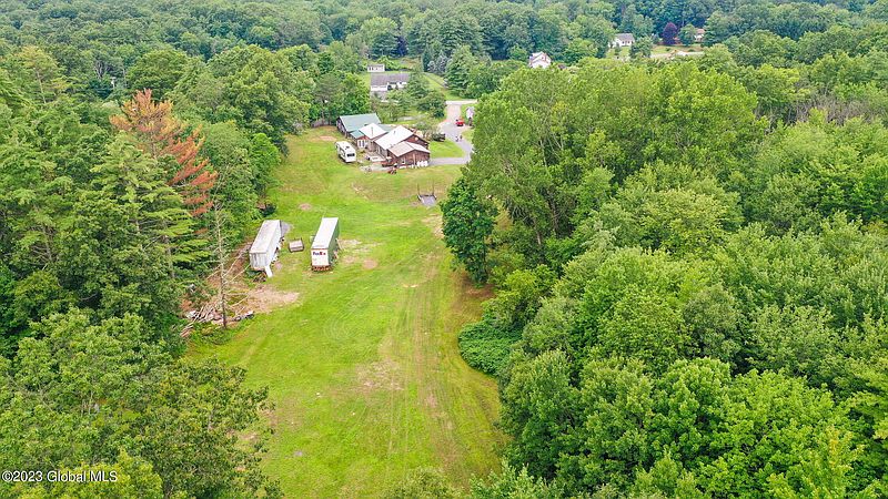 5th image of 94 Ruggles Road