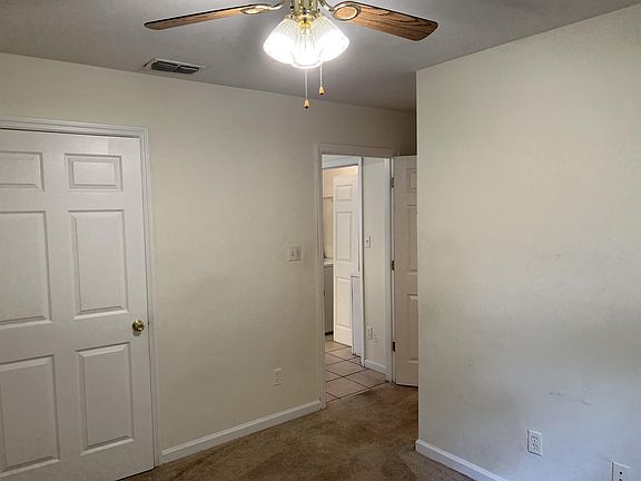 5th image of 1811 Pasco St #1