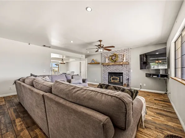 17918 Catalpa St, Hesperia, CA 92345
