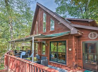 200 Lennon Rd, Greentown, PA 18426