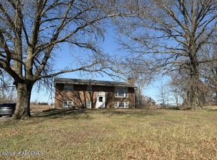 8101 N Wade School Rd, Columbia, MO 65202
