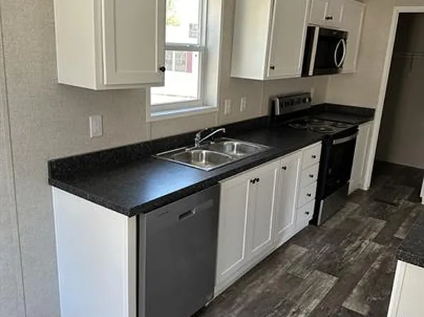 20 Williams Ln, Gardiner, ME 04345