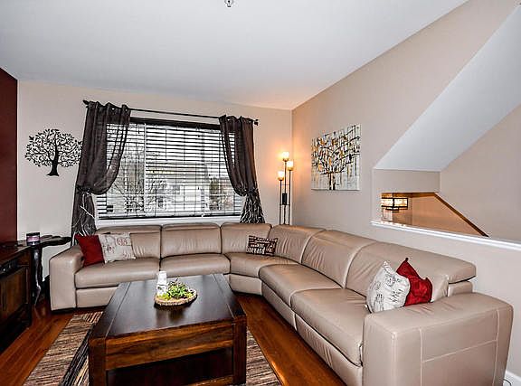 2nd image of 53 Cantal Ct