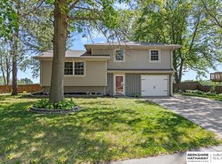301 Gladys Ave, Yutan, NE 68073