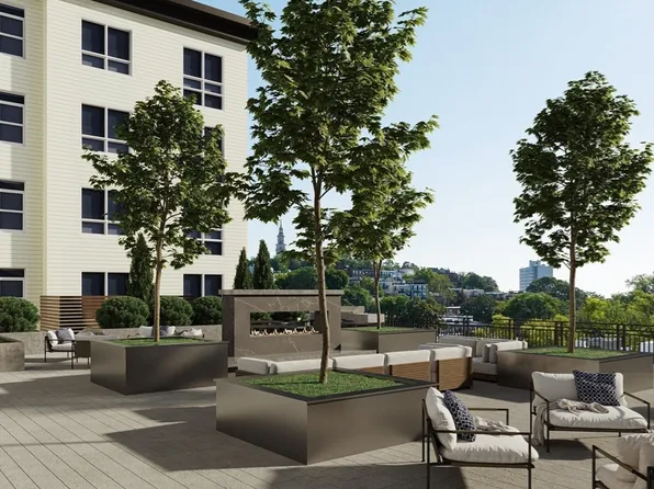 62 Foundry St #404, Wakefield, MA 01880