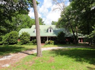226 Lowe Ln, Lucedale, MS 39452