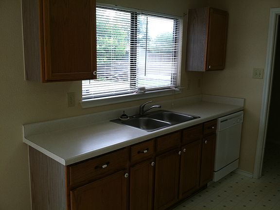 5th image of 8015 Cheryl Meadow Dr