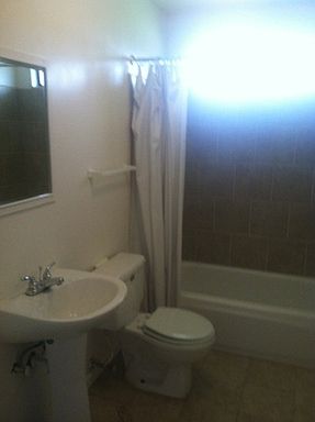 2nd image of 1019 Harding St