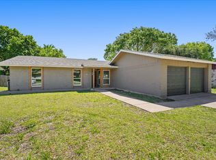 1806 Wickersham Dr, Arlington, TX 76014