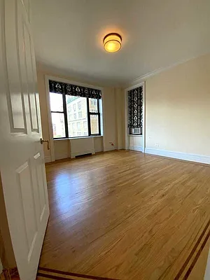 Rented by ONE Manhattan Real Estate | media 18