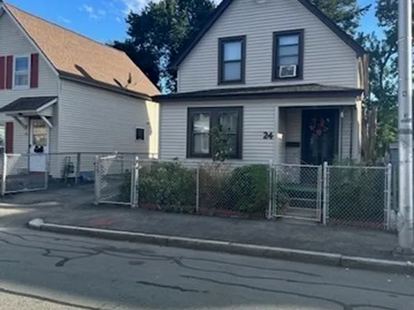 24 Litchfield St, Worcester, MA 01603