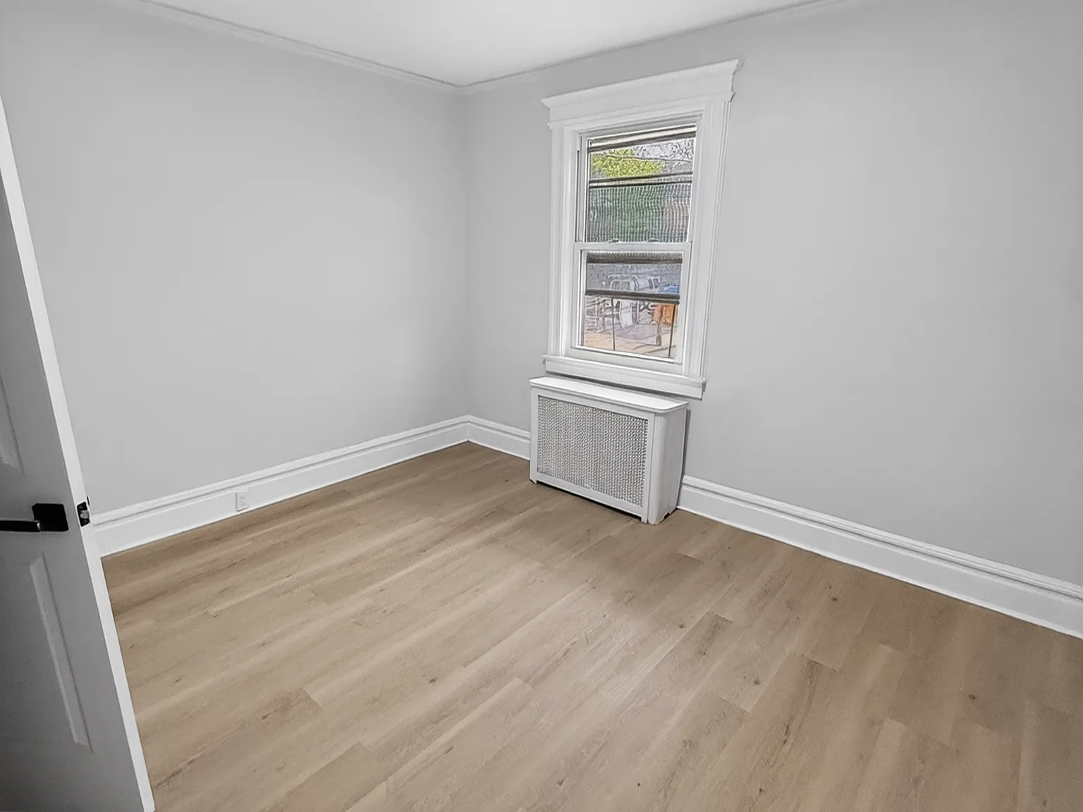 2 bed, 900 sqft, $1,799 — Photo 3