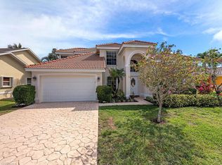 2030 E Crown Pointe Blvd, Naples, FL 34112