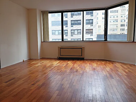 Rented by Level Group | media 14