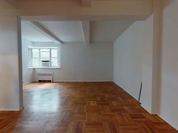 550 Grand Street image 1 of 10