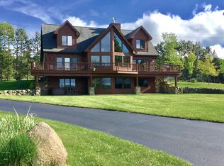 1096 Lac Vue Rd, Boyne City, MI 49712