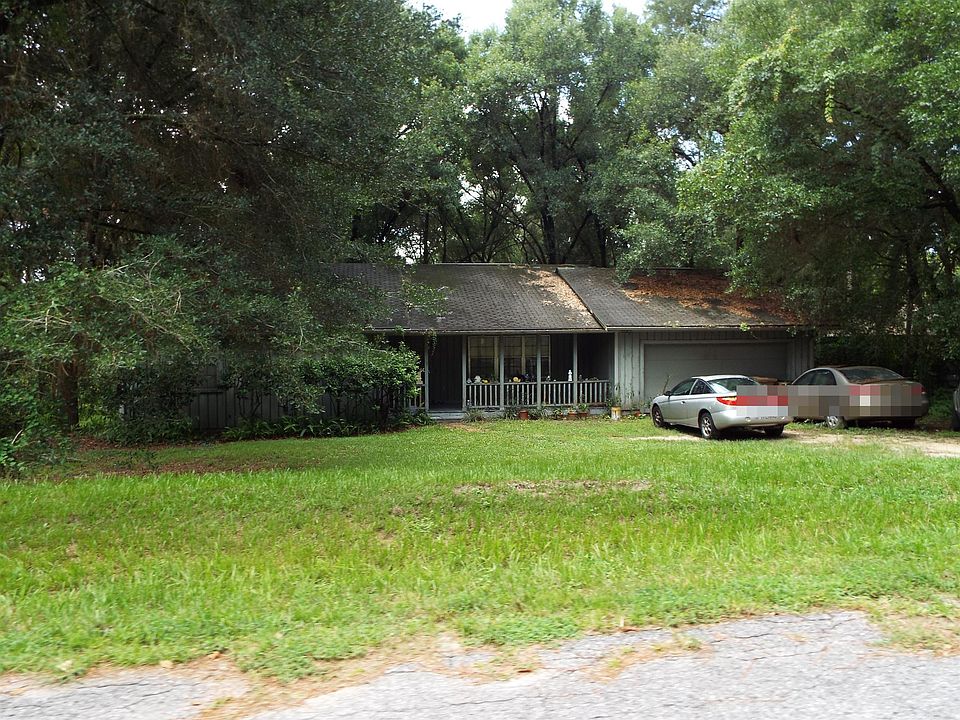 1st image of 25732 Pinehurst St