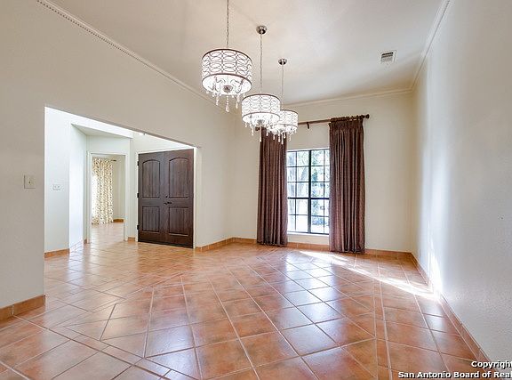 4th image of 3515 River Way