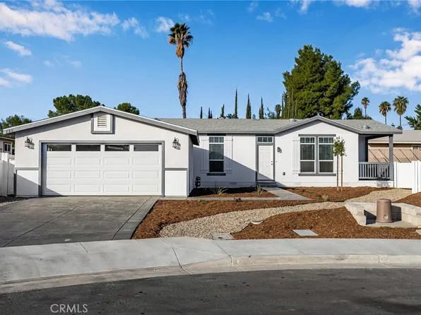 748 Larissa, Perris, CA 92570