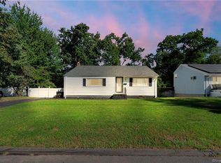 22 Chesslee Rd, East Hartford, CT 06108