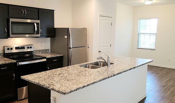 4th image of 2359 E Santa Ynez Dr