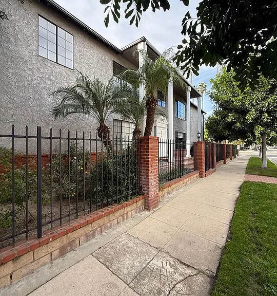 4375 Ethel Ave — Photo 23