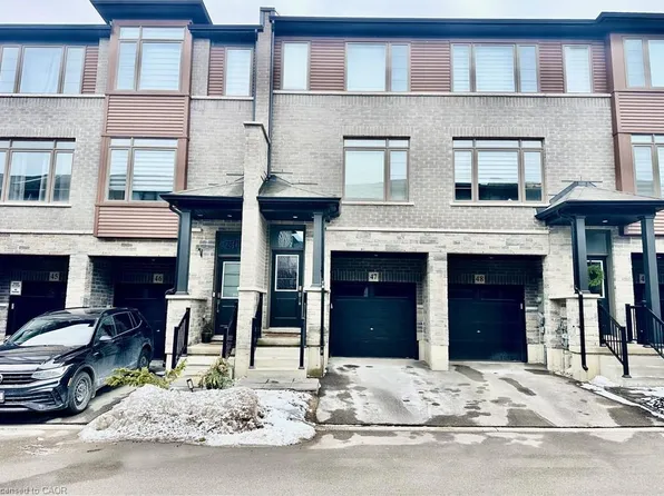 5000 Connor Dr #47, Lincoln, ON L3J 0T4