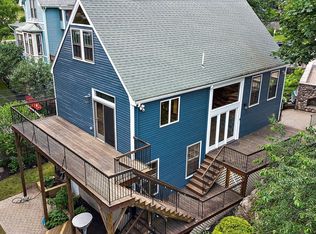 3 Gerry St, Marblehead, MA 01945