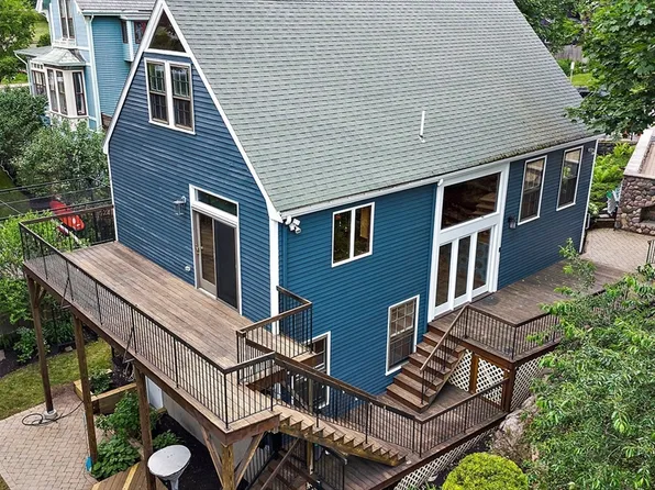 3 Gerry St, Marblehead, MA 01945