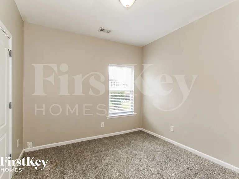 4737 Rosser Loop Dr — Photo 14