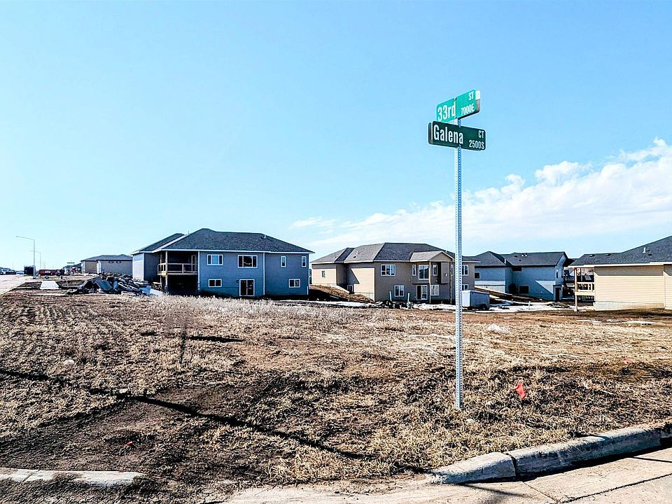 1st image of 2513 S Galena Ct