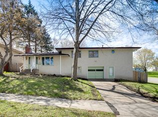 2212 5th St E, Saint Paul, MN 55119