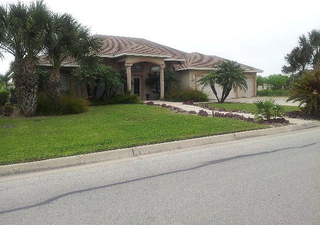 1st image of 47 Laguna Madre Dr