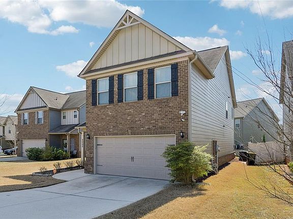 3rd image of 2002 Bridgewater Pass