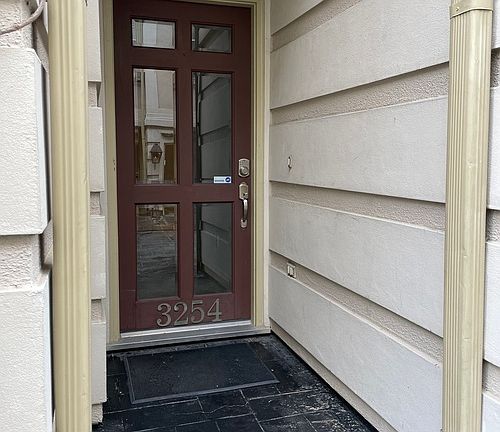 2nd image of 3254 Edloe St #3254