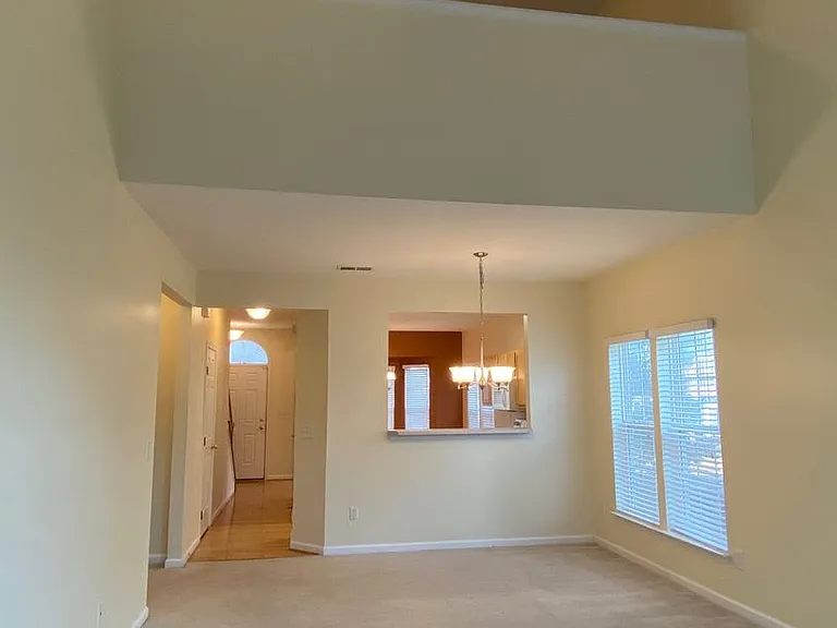 232 Hadley Commons Dr — Photo 7
