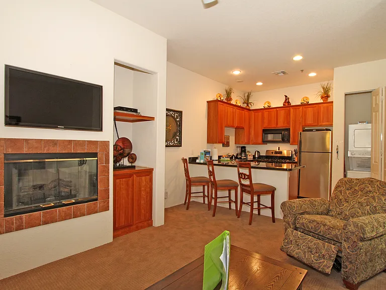 50610 Santa Rosa Plz #2 — Photo 8