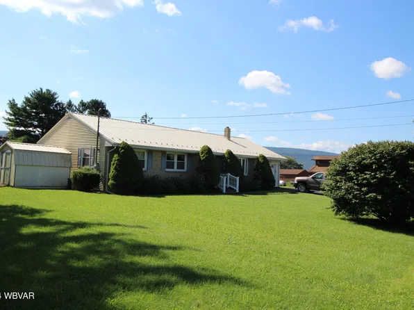 22 Aspen Ln, Mill Hall, PA 17751