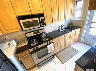 69-18 Springfield Blvd, Oakland Gardens, NY 11364