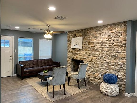 2nd image of 2602 Audubon Pl Unit B