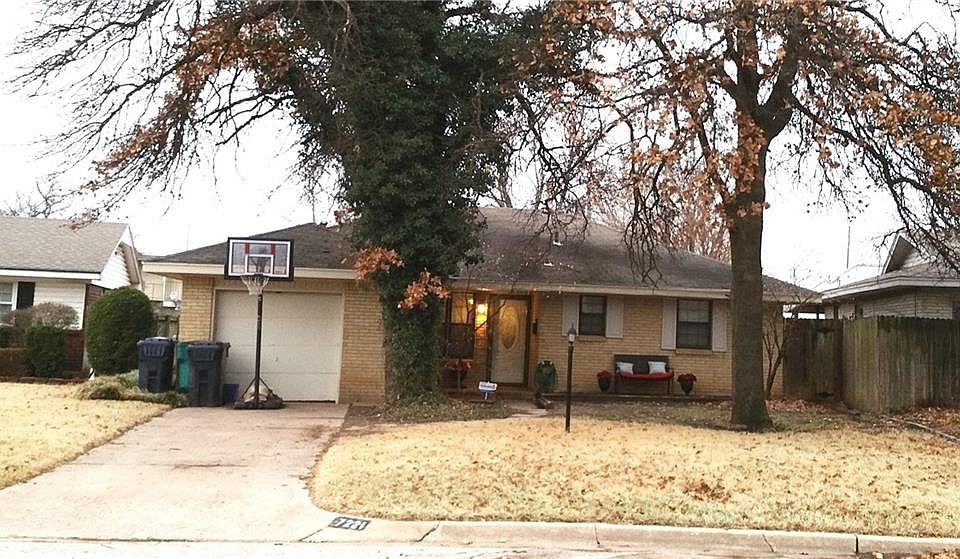 1st image of 7221 NW 8th St