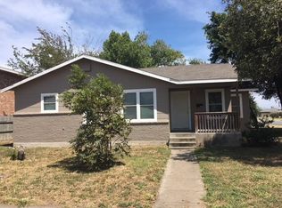 1002 Austin St, Portland, TX 78374
