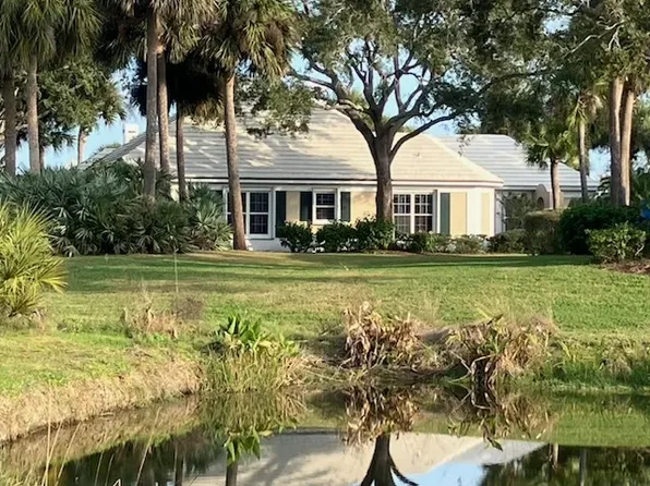 4655 Saint James Ave, Vero Beach, FL 32967