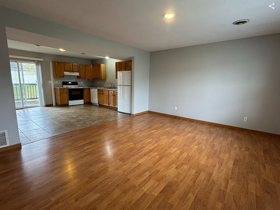 1st image of 401 Briden #408